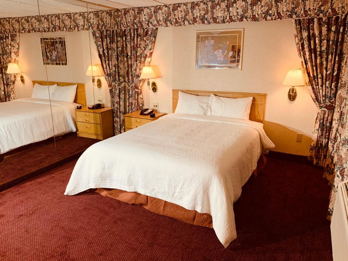 Coliseum Inn & Suites - Garden City Long Island East Meadow Exteriér fotografie